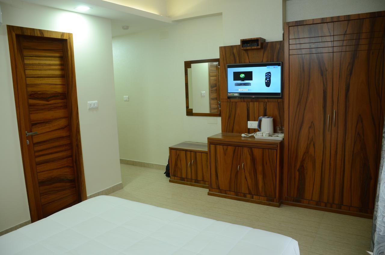 Blue Bay Resort Puri Exterior foto